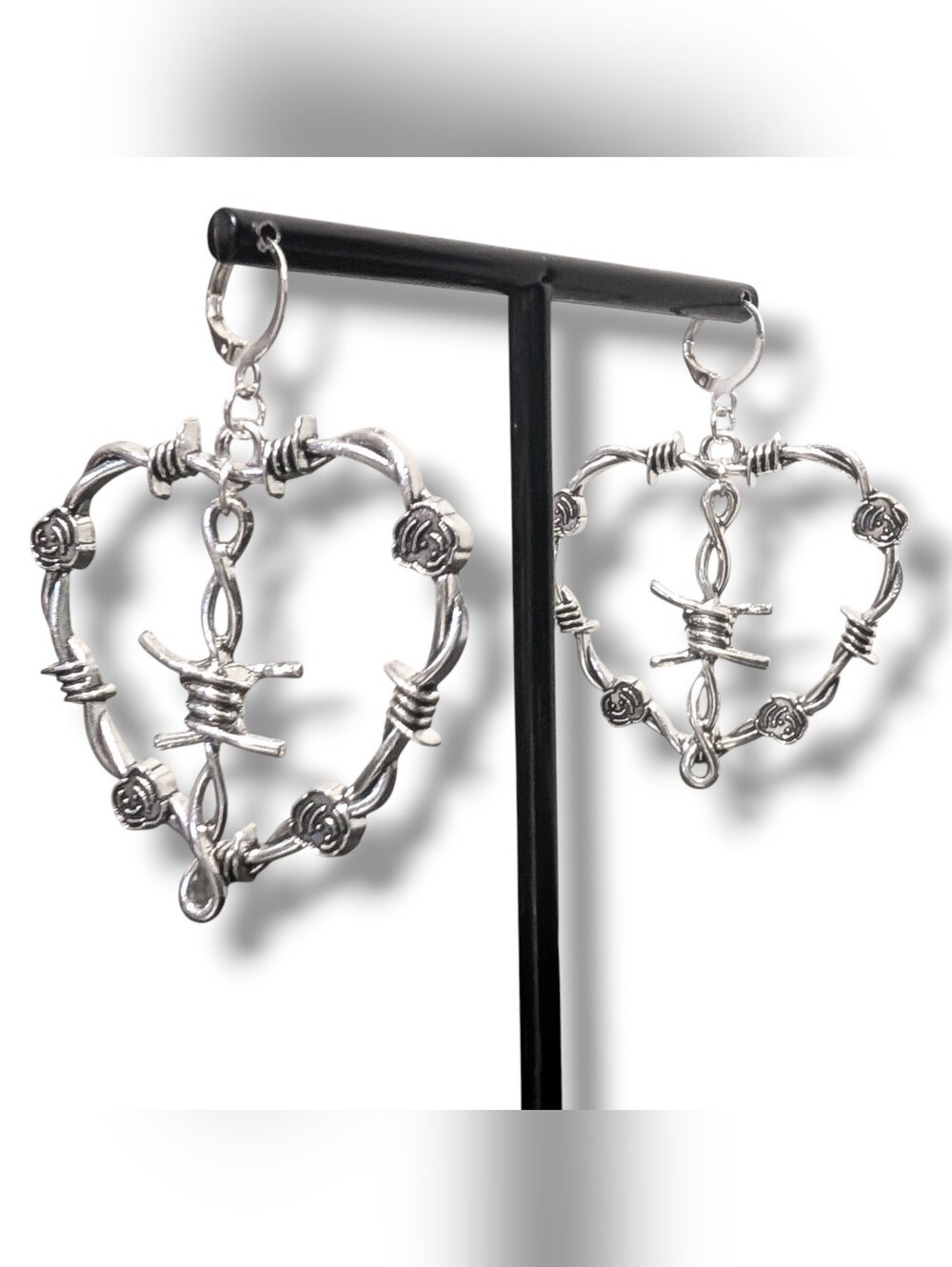 NWT Handmade Goth Barbed Wire Heart Dangly Drop Earrings